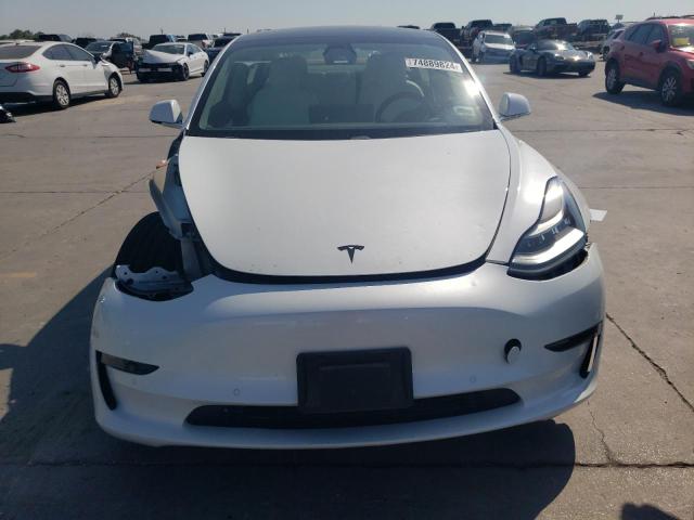  TESLA MODEL 3 2019 Білий