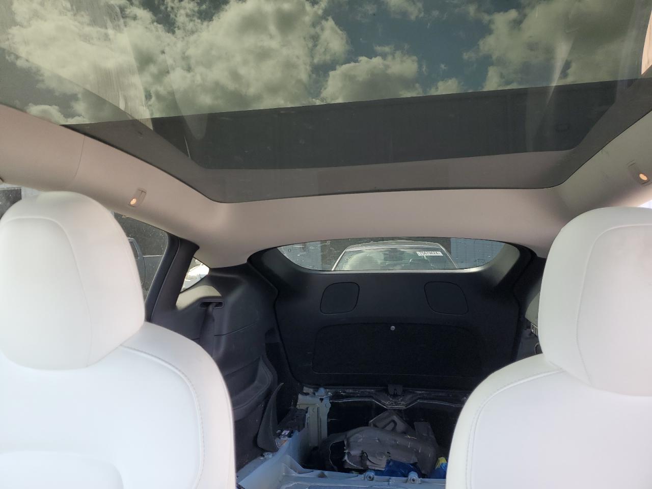 5YJYGAEE9MF201220 2021 Tesla Model Y