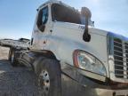 2010 Freightliner Cascadia 125  на продаже в Louisville, KY - Rollover