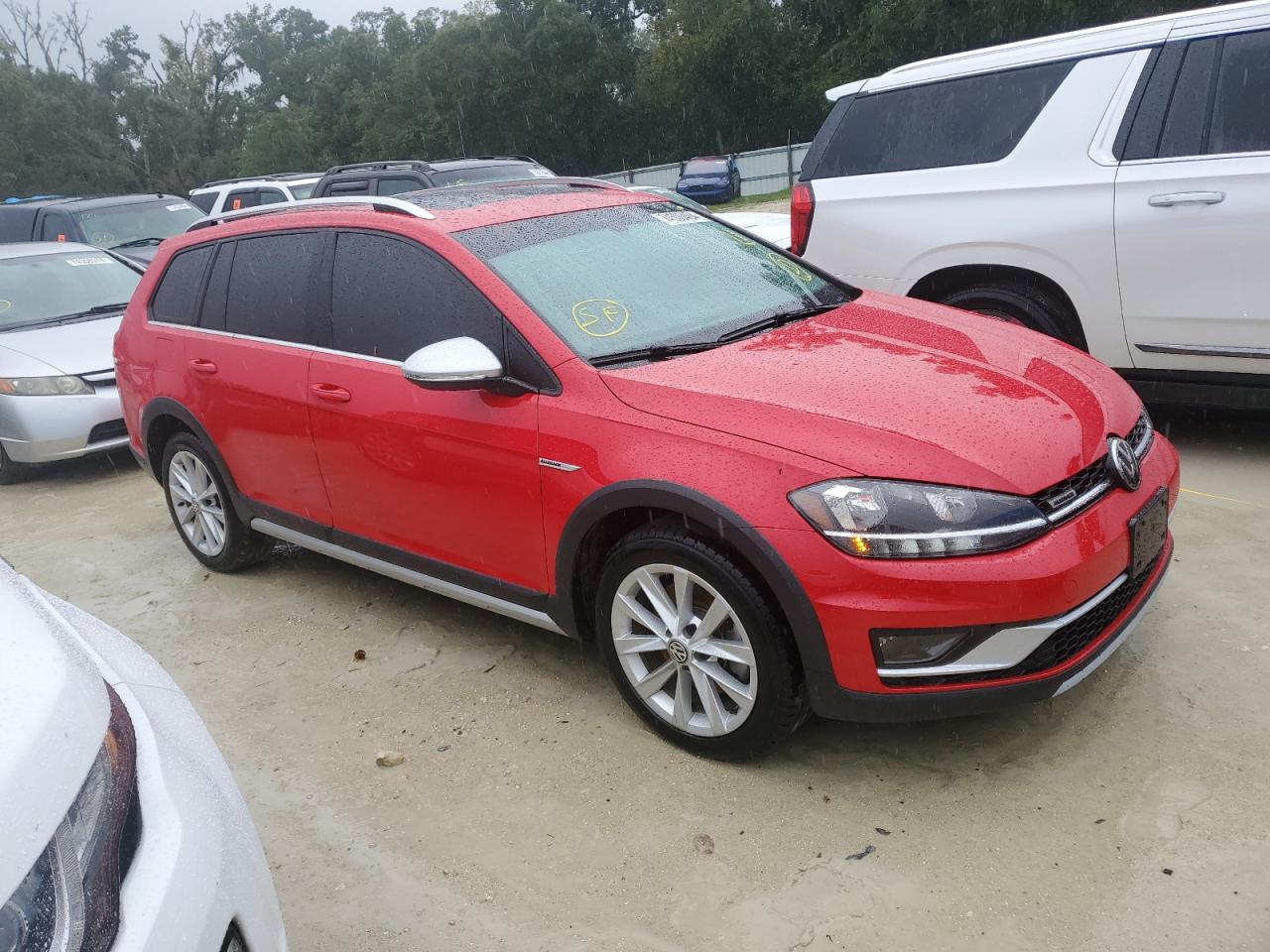 2019 Volkswagen Golf - Image 4