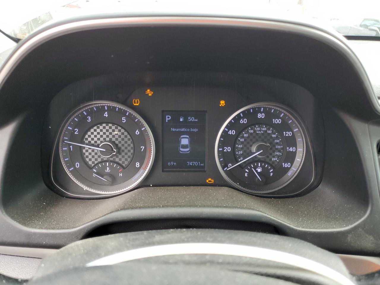2020 Hyundai Elantra - Image 9