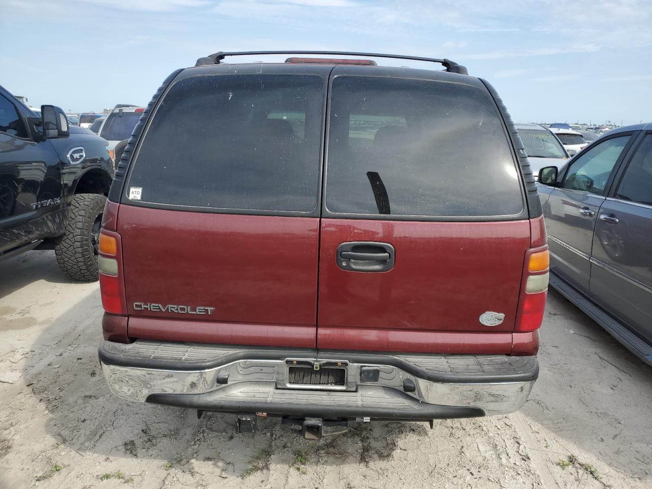 2002 Chevrolet Tahoe C1500 VIN: 1GNEC13V42R259154 Lot: 75911714