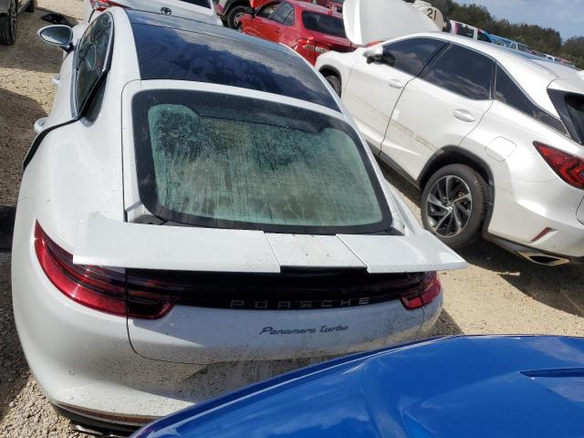 Sedans PORSCHE PANAMERA 2017 White