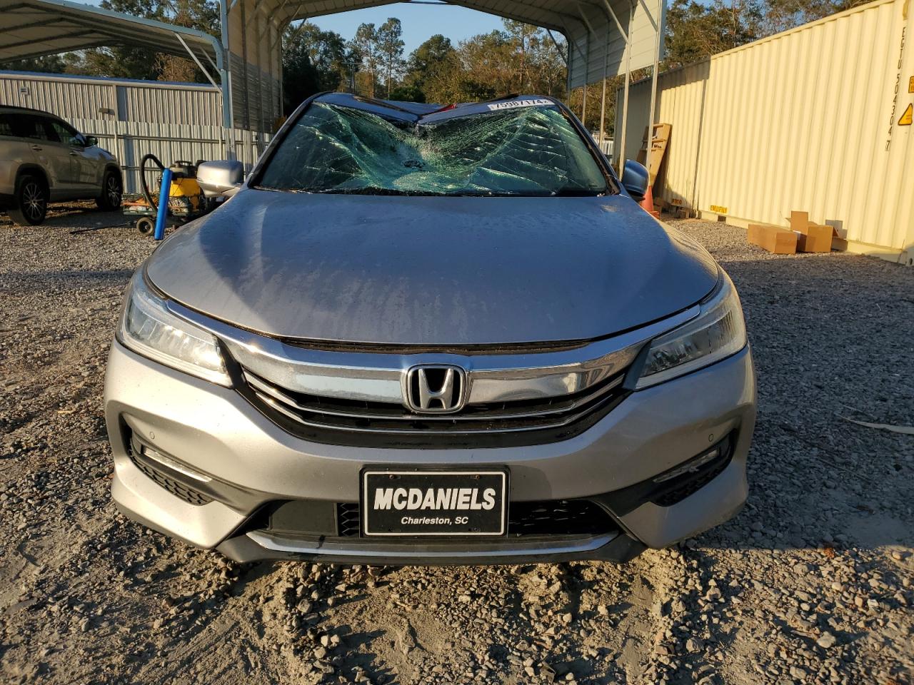 2017 Honda Accord - Image 5