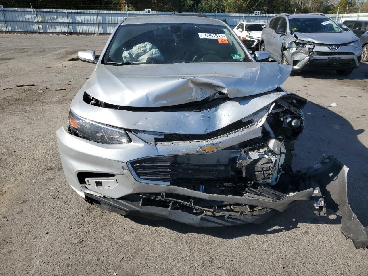 2018 Chevrolet Malibu - Image 5