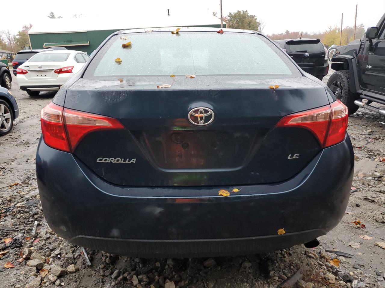 VIN 2T1BURHE2JC073699 2018 TOYOTA COROLLA no.6