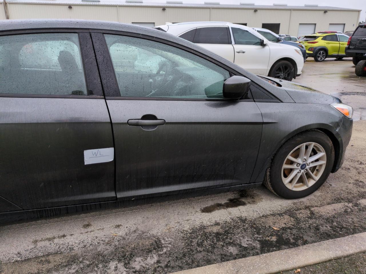 2018 Ford Focus Se VIN: 1FADP3K23JL256345 Lot: 74963644