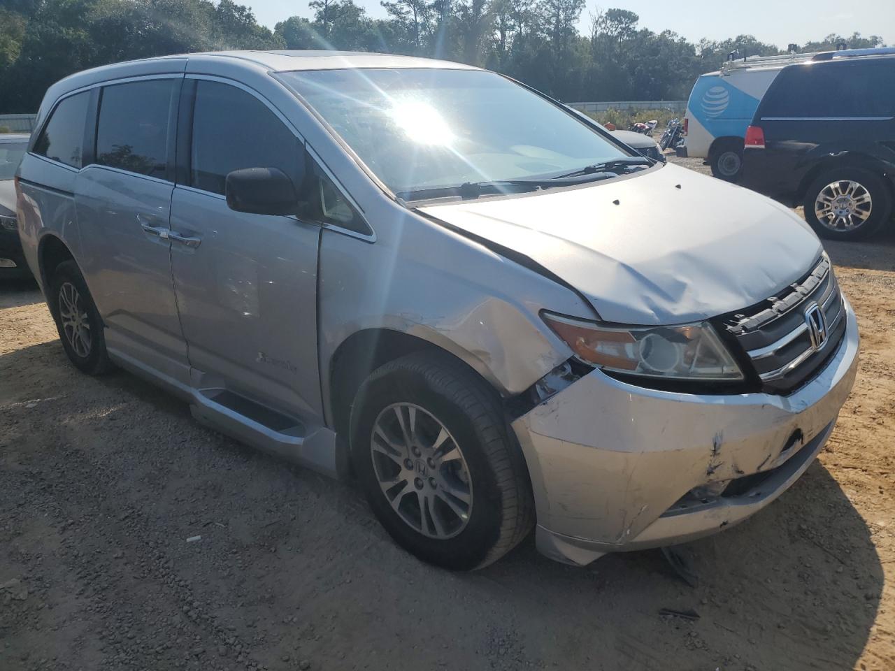 2012 Honda Odyssey - Image 4