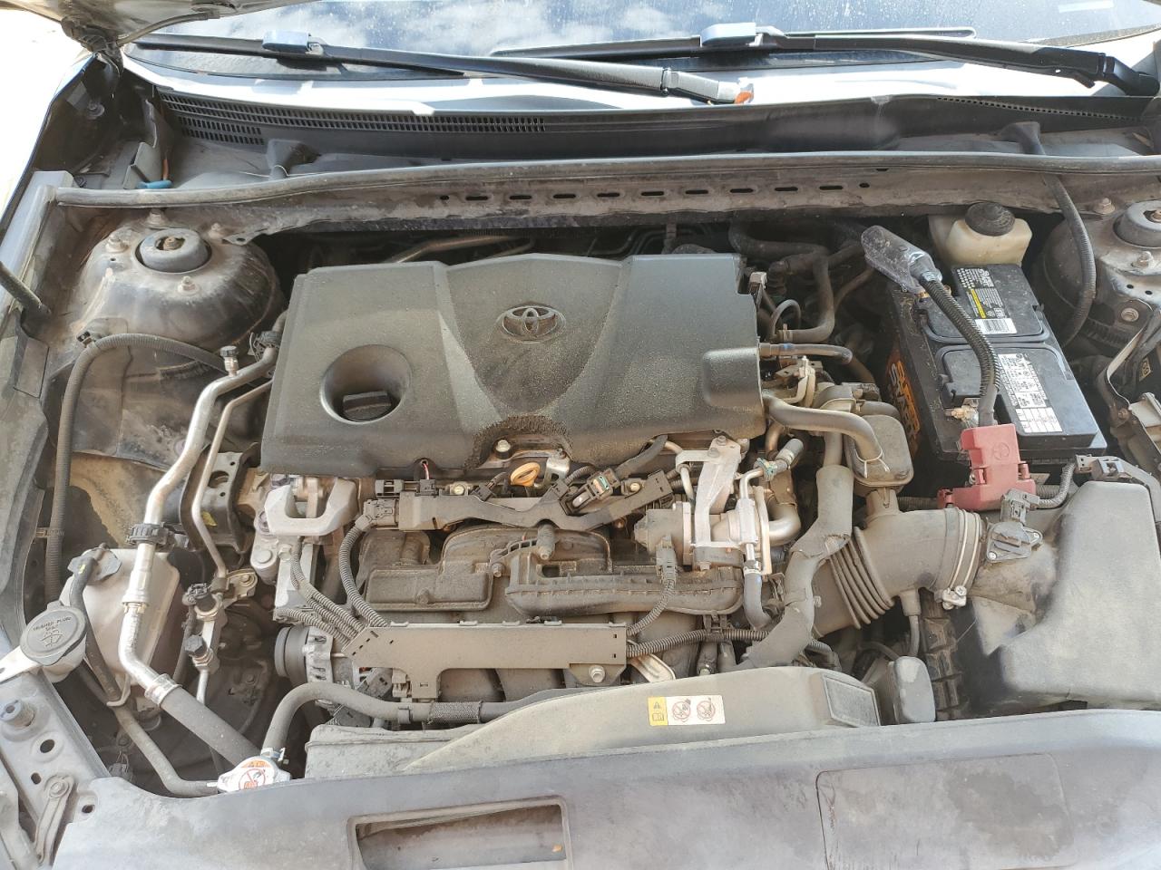 4T1B11HK8JU058865 2018 Toyota Camry L