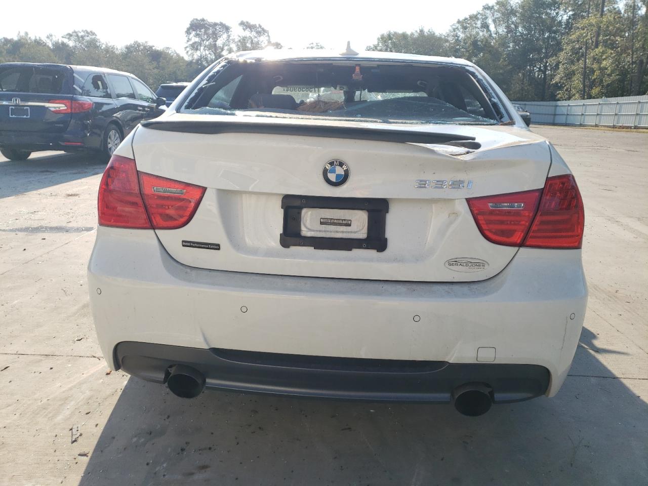 2011 BMW 335 Xi VIN: WBAPL5G57BNN23099 Lot: 75656904