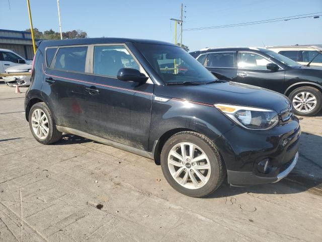  KIA SOUL 2017 Чорний