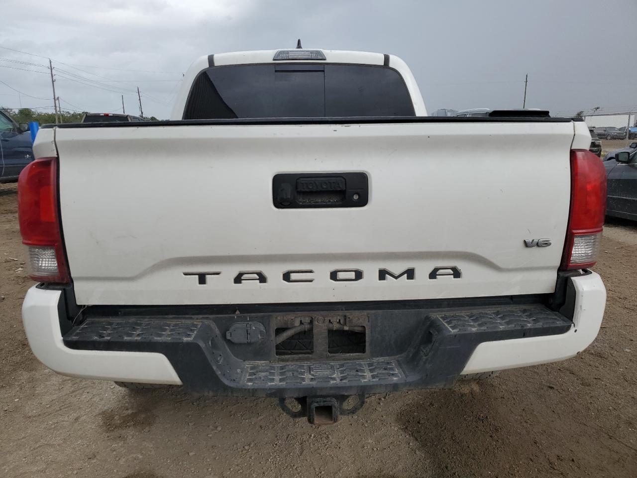 5TFAZ5CN4HX037019 2017 Toyota Tacoma Double Cab