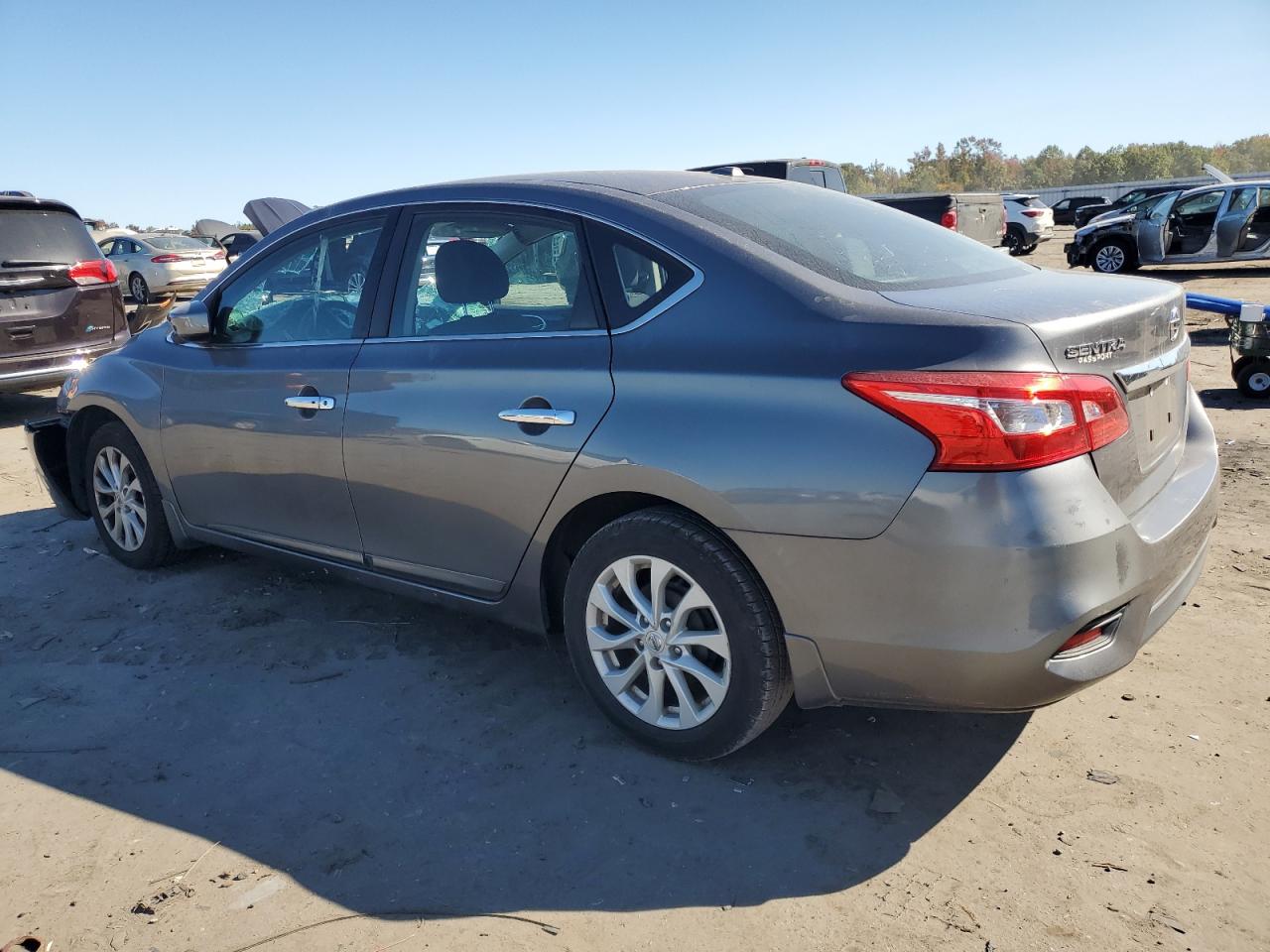 VIN 3N1AB7AP9KL609454 2019 NISSAN SENTRA no.2