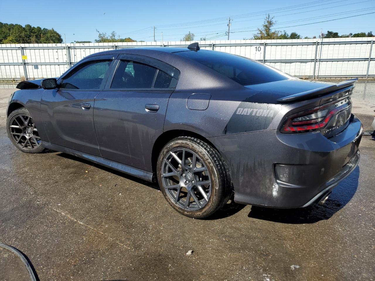 VIN 2C3CDXCT9HH650800 2017 DODGE CHARGER no.2