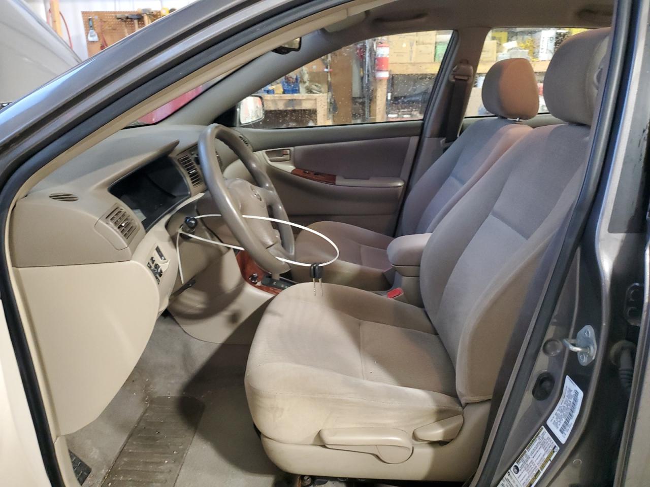 2005 Toyota Corolla - Image 7