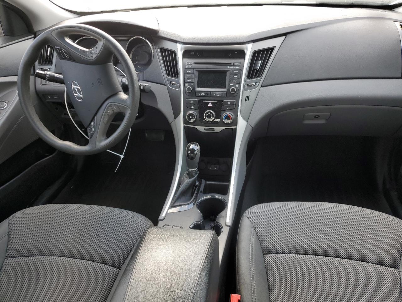2014 Hyundai Sonata - Image 8