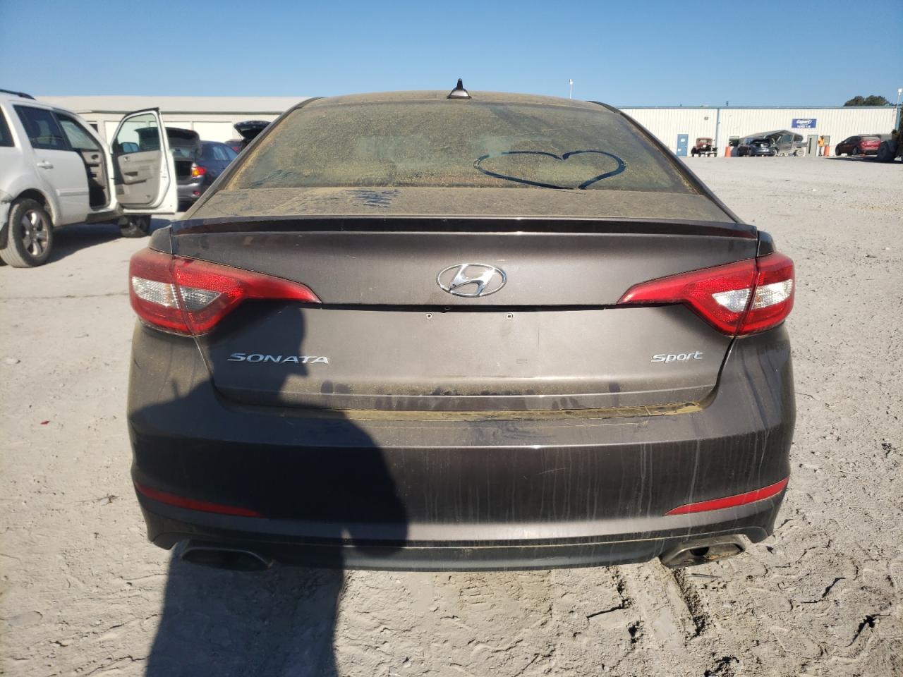 2015 Hyundai Sonata Sport VIN: 5NPE34AF2FH234692 Lot: 76018404