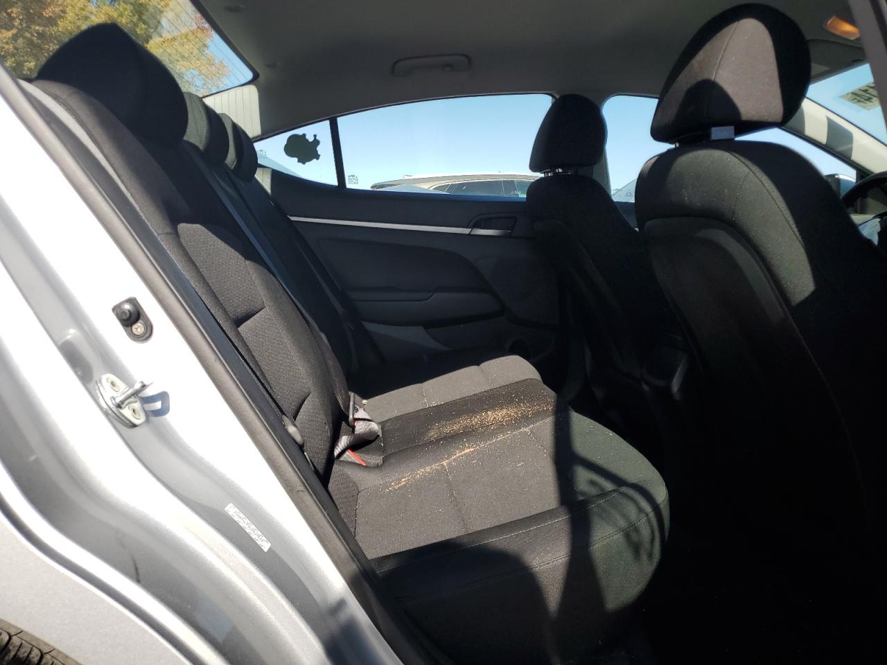 2020 Hyundai Elantra - Image 10
