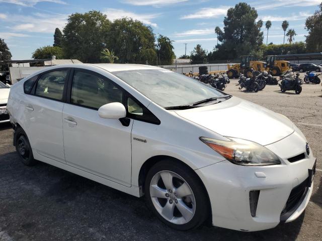  TOYOTA PRIUS 2014 Белы