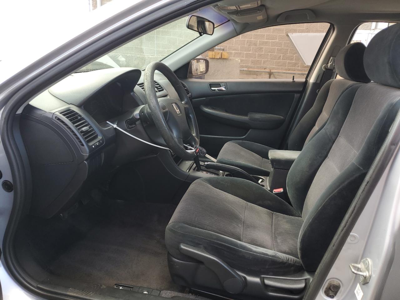 2003 Honda Accord - Image 7