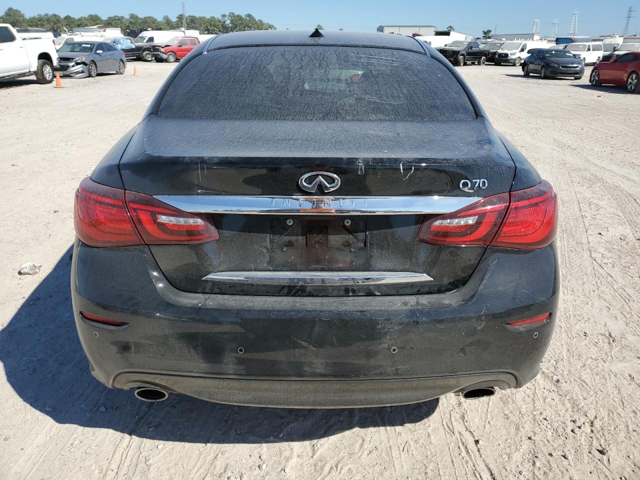 JN1BY1AP4HM740368 2017 Infiniti Q70 3.7