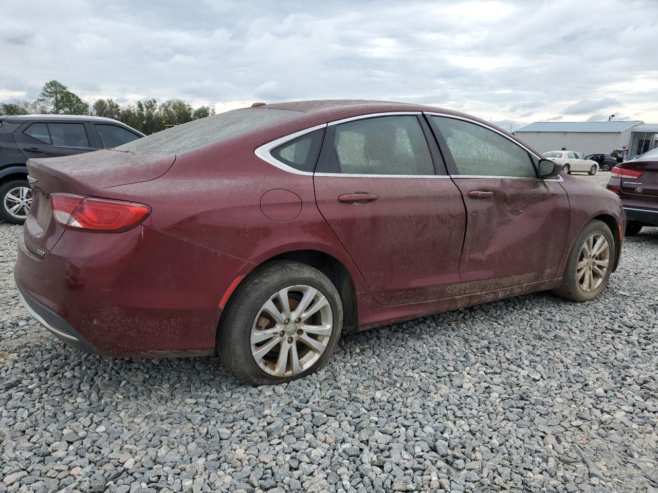 2015 Chrysler 200 - Image 3