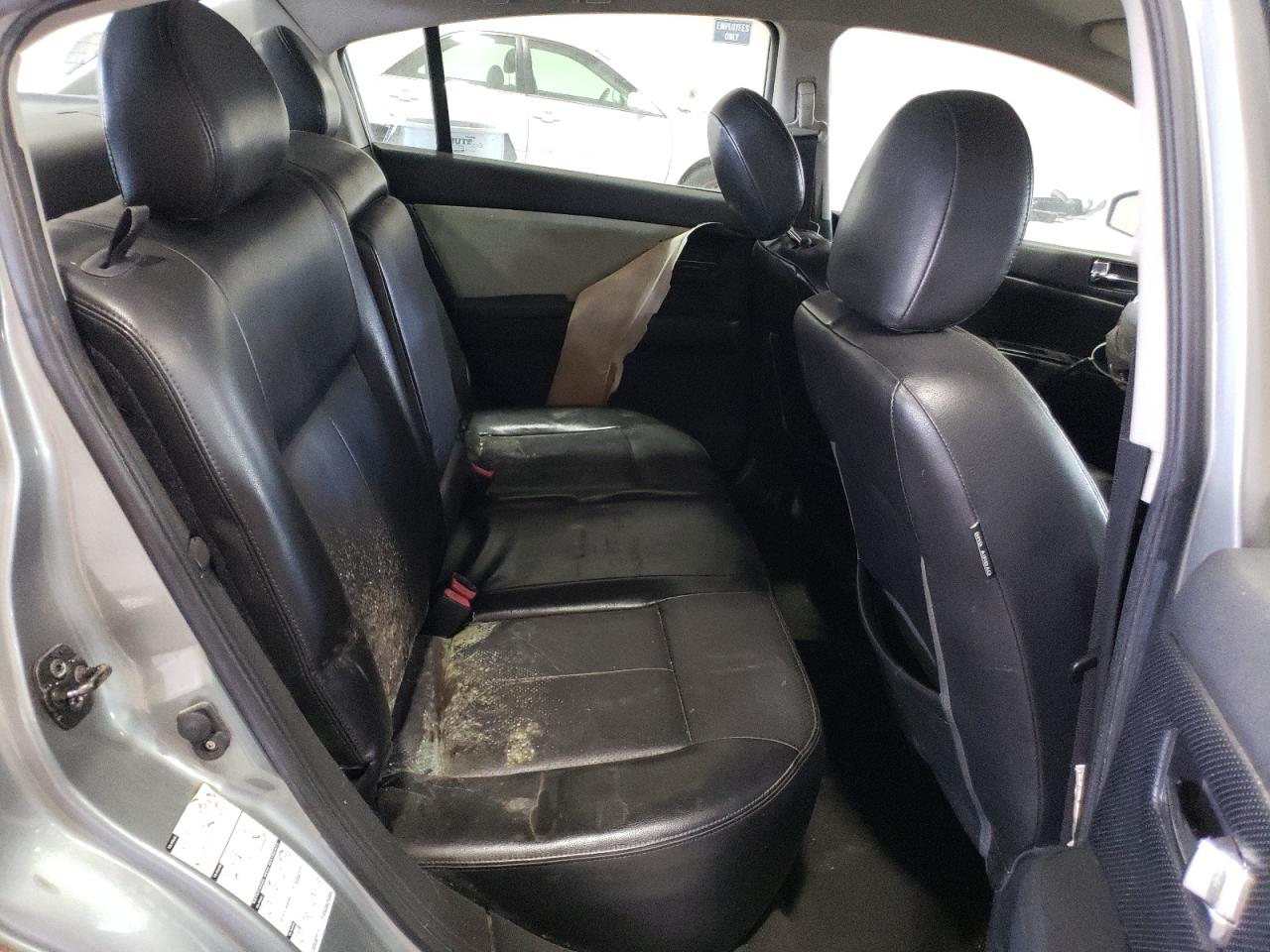 2010 Nissan Sentra - Image 11