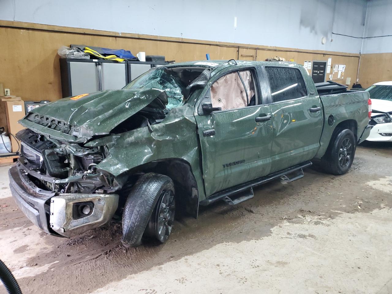 2021 Toyota Tundra - Image 1