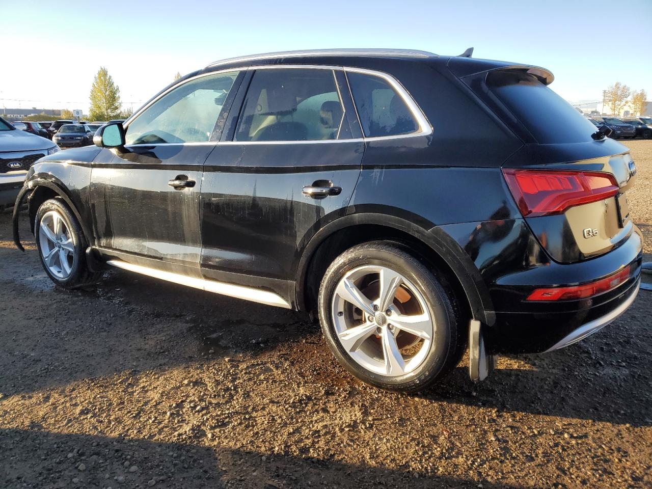 WA1BNAFY6K2059925 2019 AUDI Q5 - Image 2