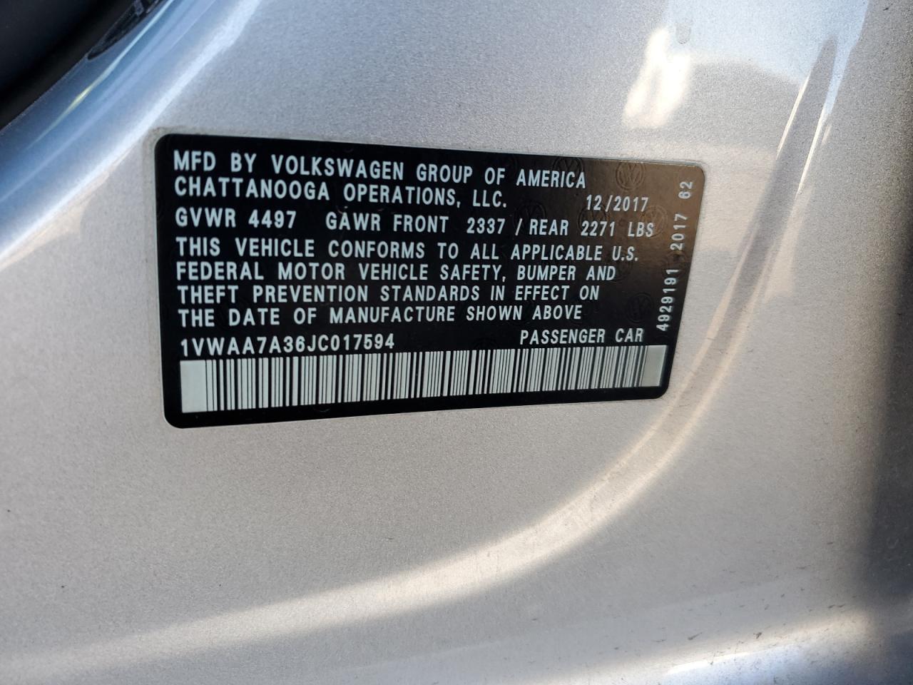 2018 Volkswagen Passat - Image 12