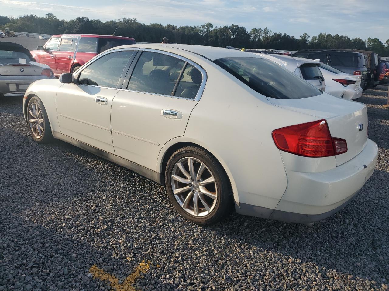 2004 Infiniti G - Image 2