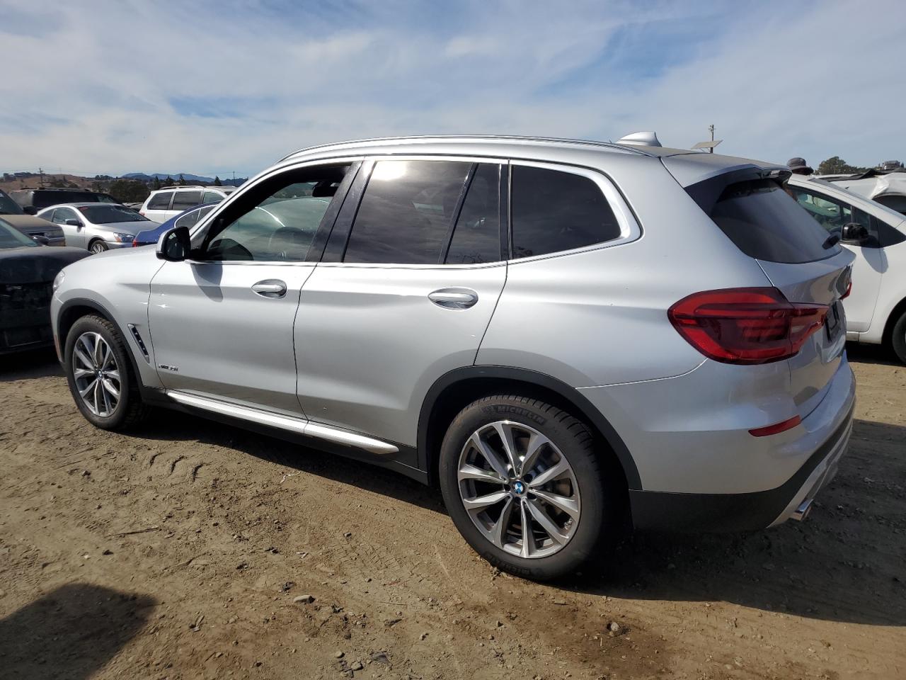 VIN 5UXTR9C54JLD66561 2018 BMW X3 no.2