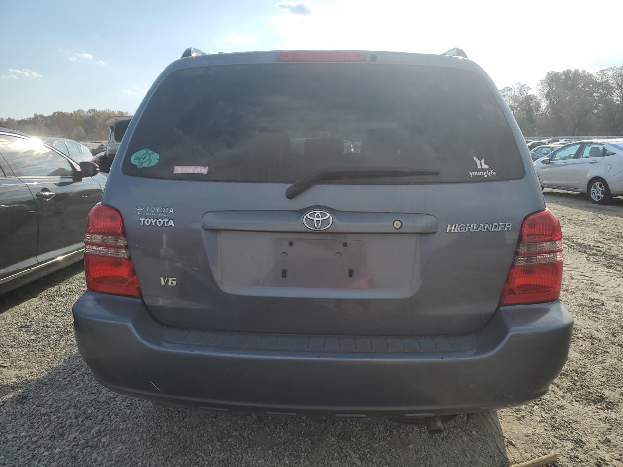 JTEGF21A430106483 2003 Toyota Highlander Limited