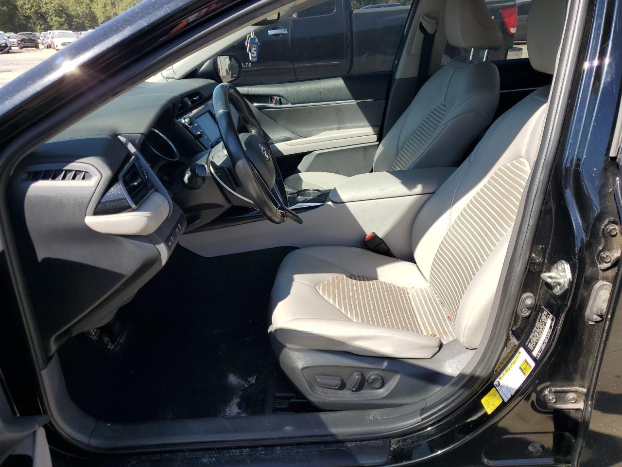 2020 Toyota Camry - Image 7