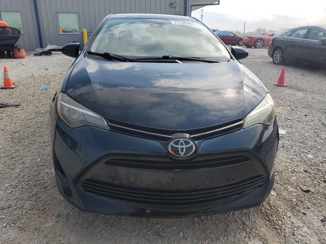 VIN 2T1BURHEXHC825496 2017 TOYOTA COROLLA no.5