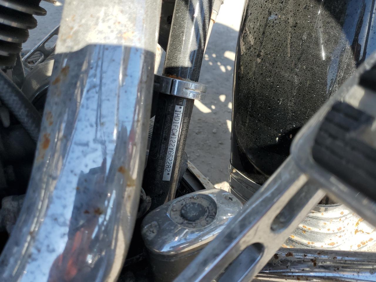 2002 Harley-Davidson Flhtcui VIN: 1HD1FCW122Y662282 Lot: 75279324