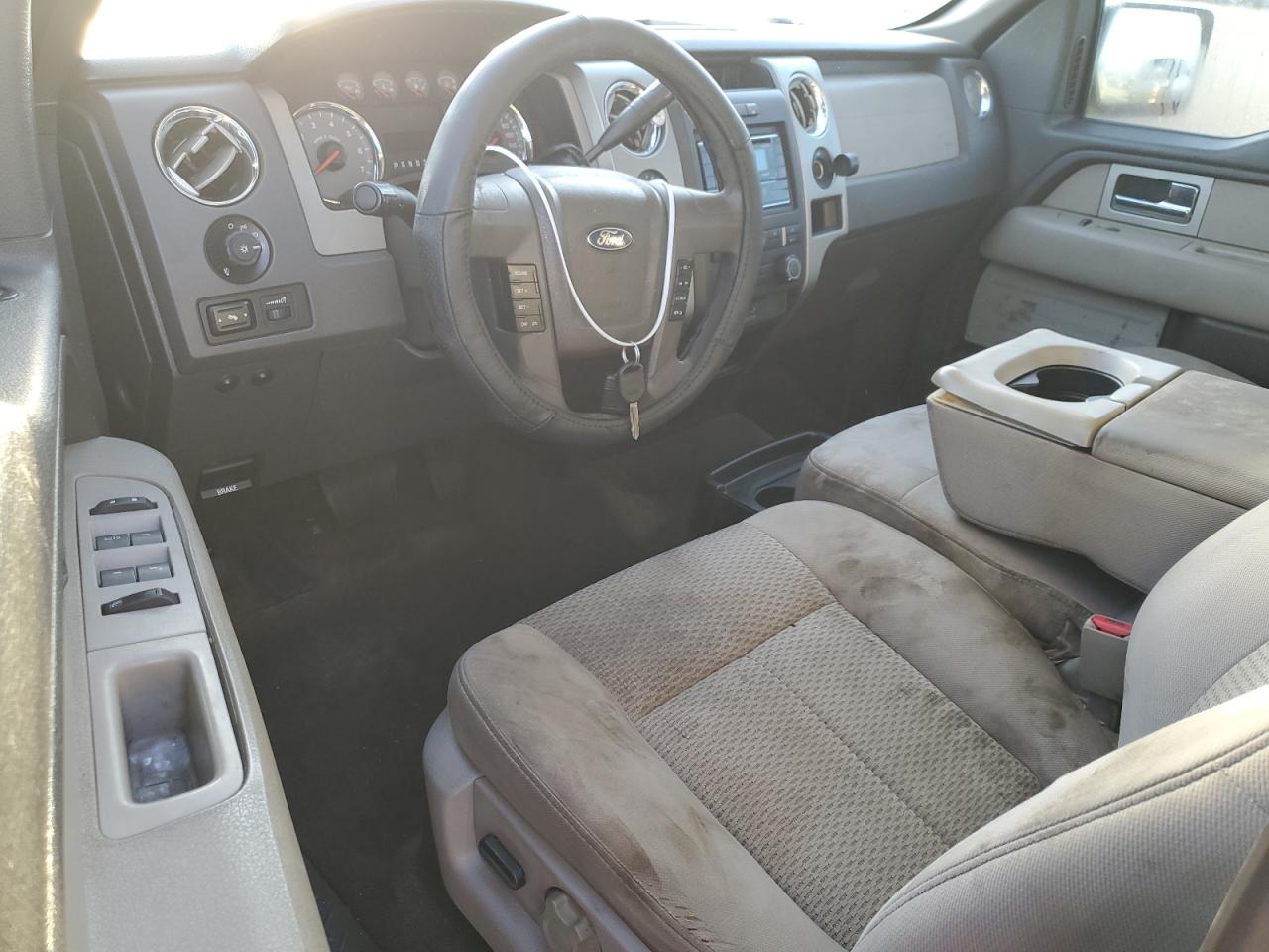 2010 Ford F-150 - Image 8