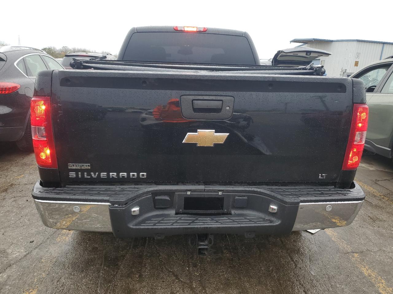 2011 Chevrolet Silverado - Image 6