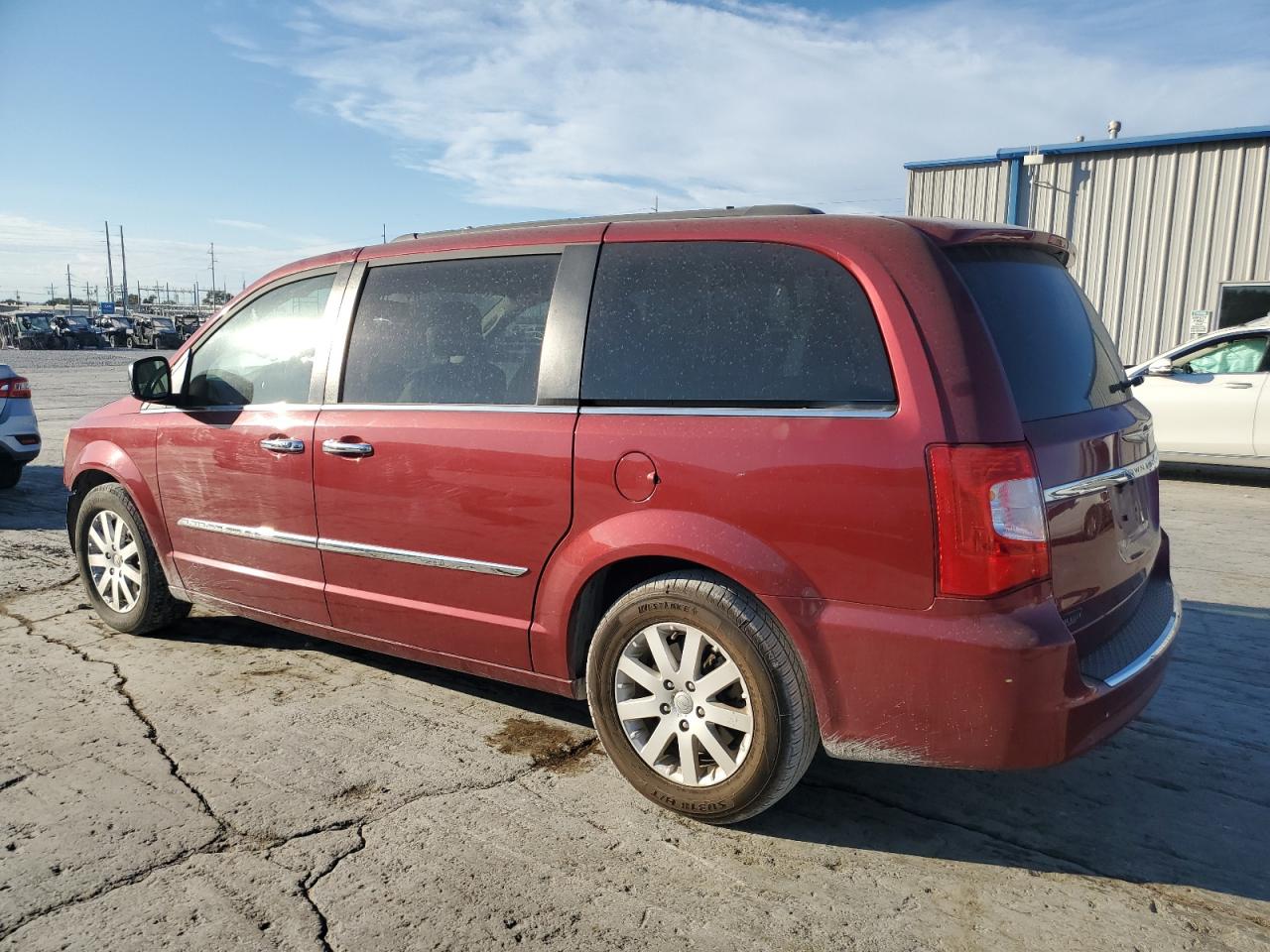 2012 Chrysler Town & Country - Image 2