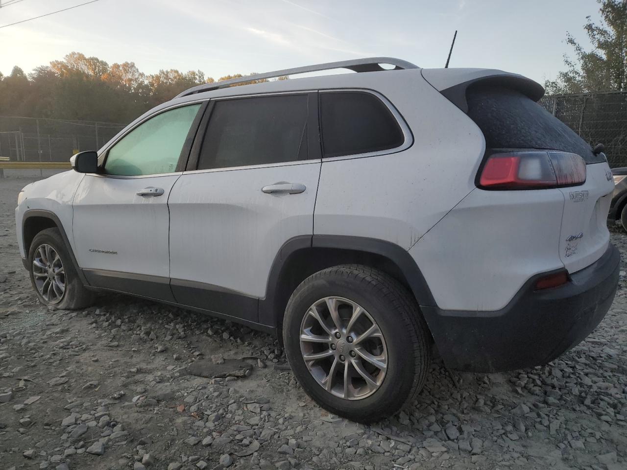 2019 Jeep Grand Cherokee - Image 2