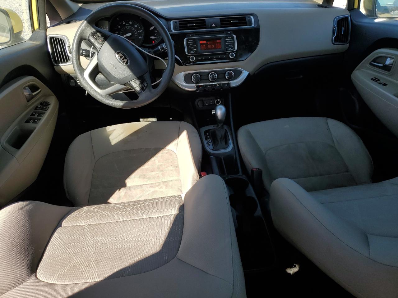2016 Kia Rio - Image 8