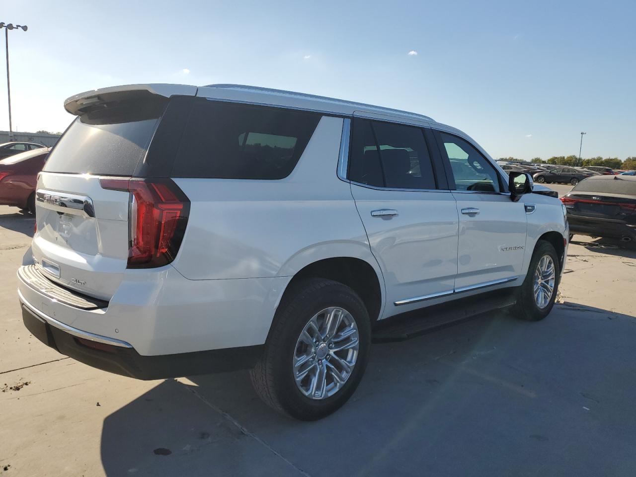 2022 GMC Yukon - Image 3