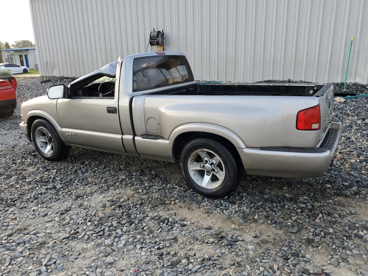 2003 Chevrolet S-10 Pickup - Image 2