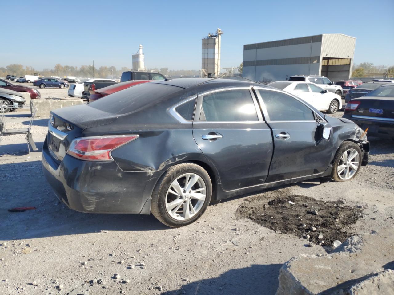 2015 Nissan Altima - Image 3