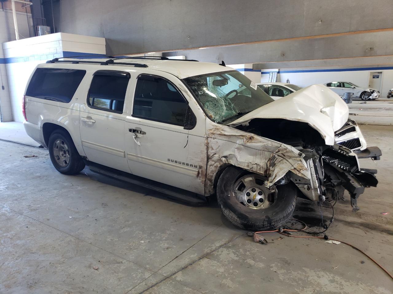 2009 Chevrolet Suburban - Image 4