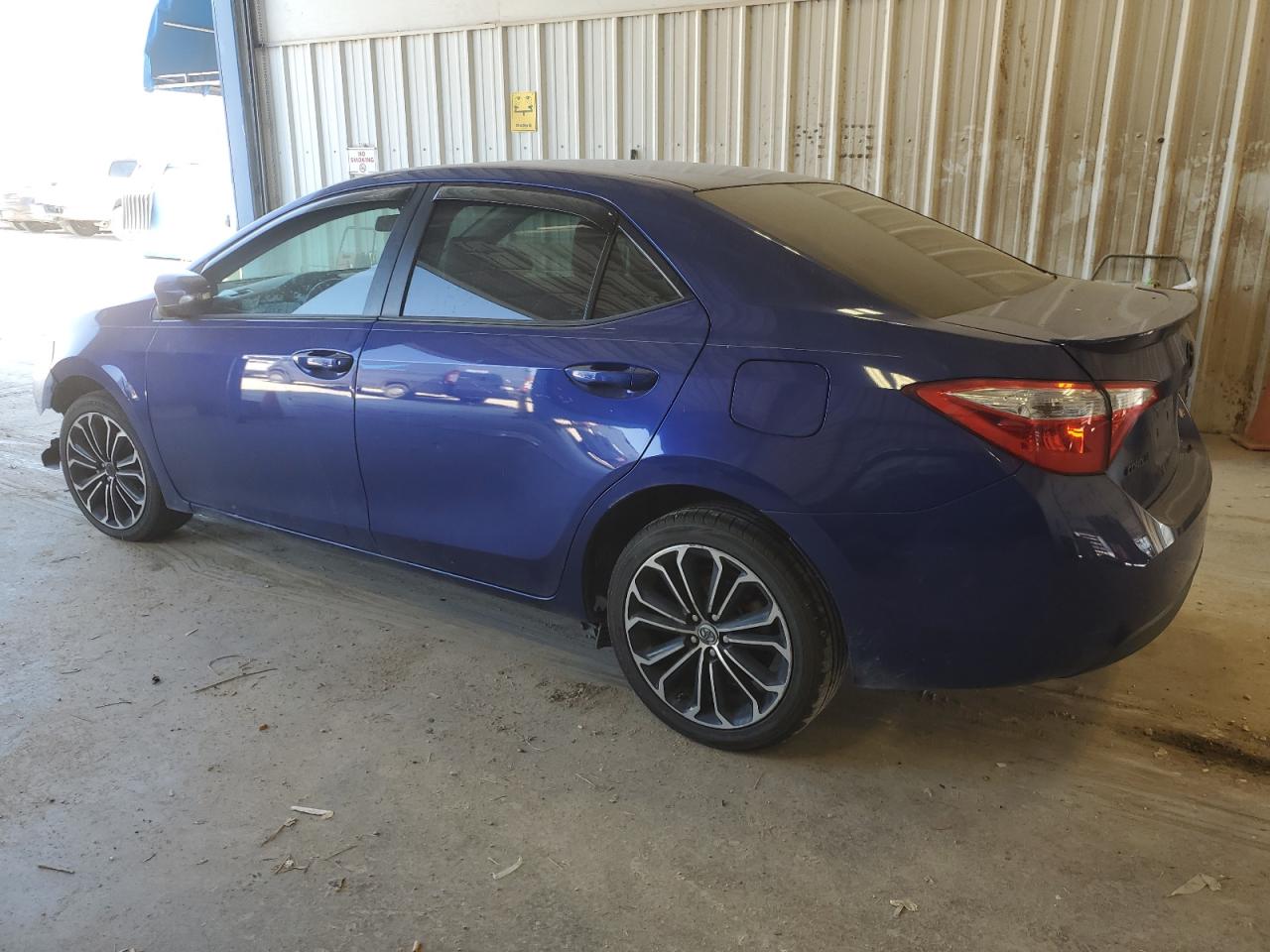 VIN 5YFBURHE3FP333860 2015 TOYOTA COROLLA no.2