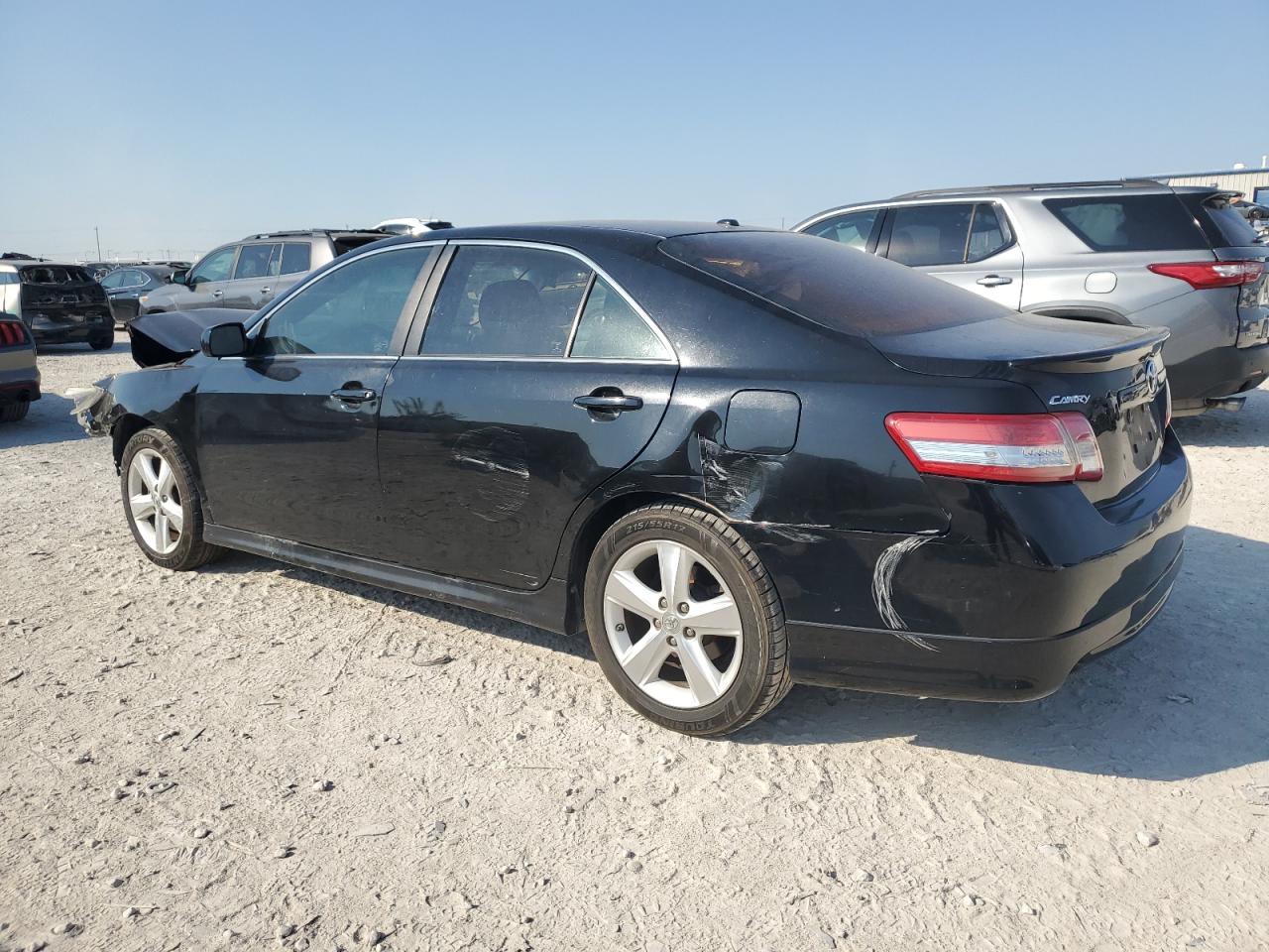 2011 Toyota Camry - Image 2