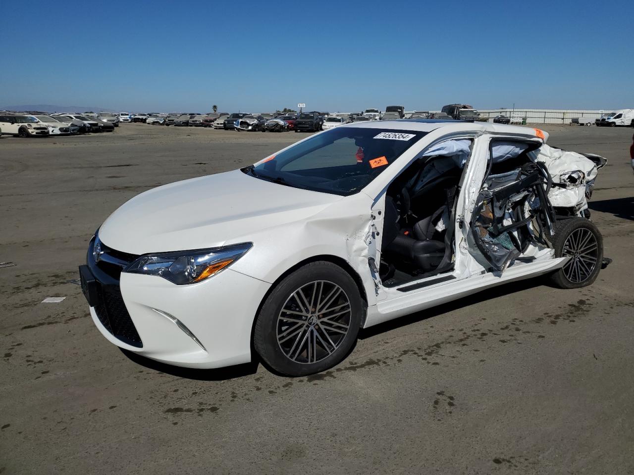 4T1BF1FK9FU026471 2015 TOYOTA CAMRY - Image 1