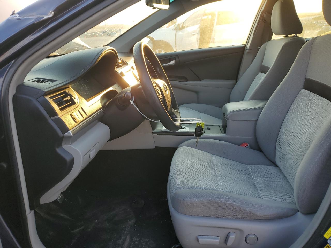 2014 Toyota Camry - Image 7