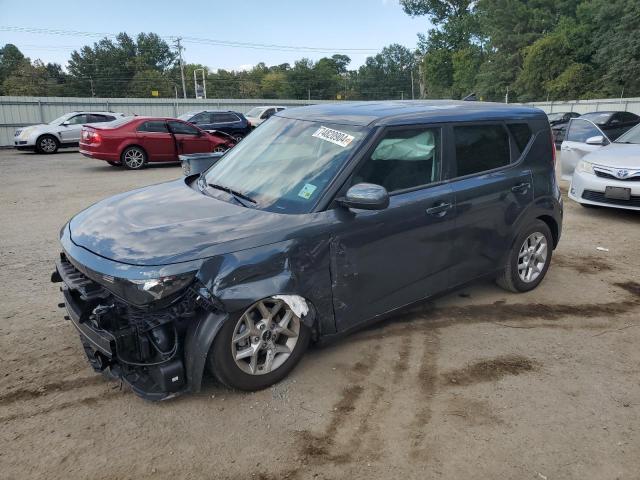 KNDJ23AU6S7243761 Kia Soul LX